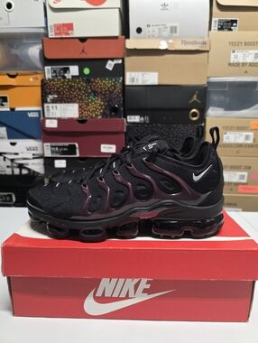 Nike Air Vapormax Plus 'Noble Red' Sz 11